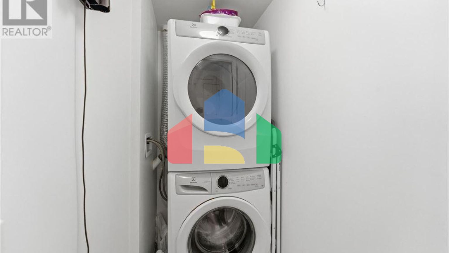 Residential - Condo/Apartment - Toronto, Canada - Canada