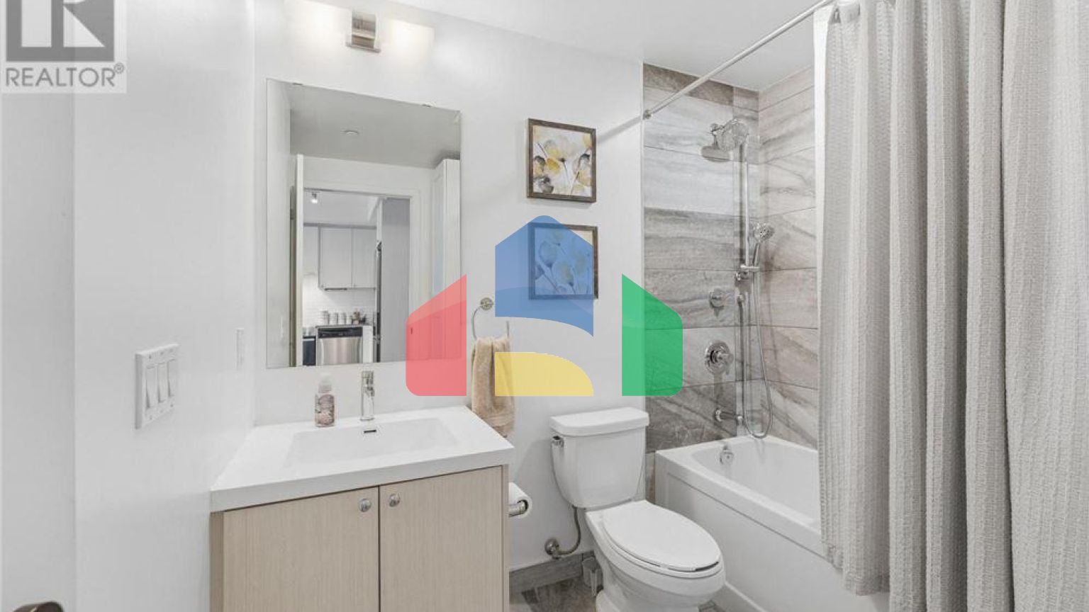 Residential - Condo/Apartment - Toronto, Canada - Canada