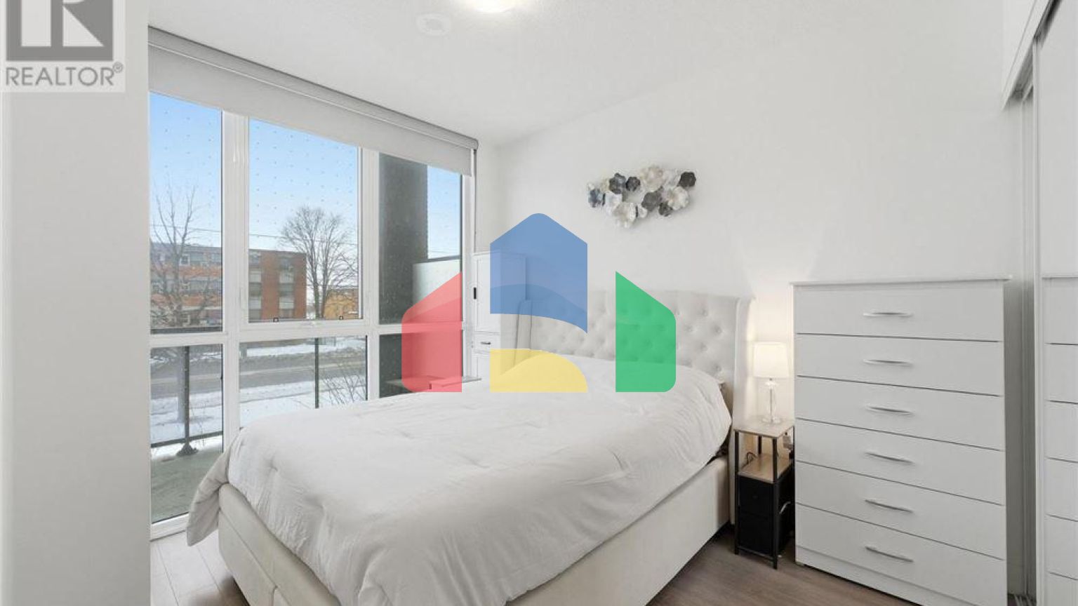 Residential - Condo/Apartment - Toronto, Canada - Canada