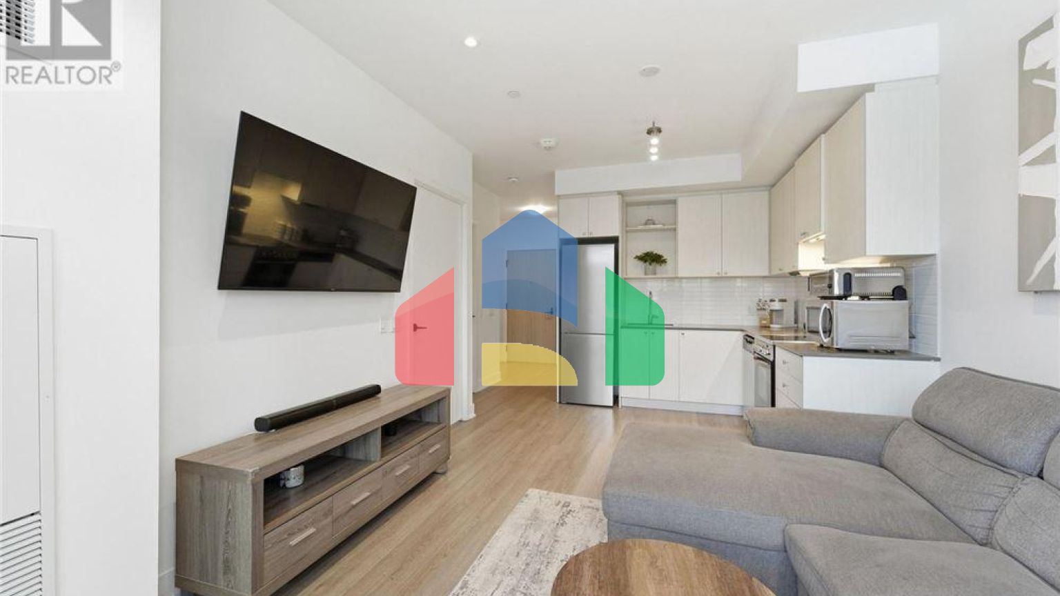 Residential - Condo/Apartment - Toronto, Canada - Canada