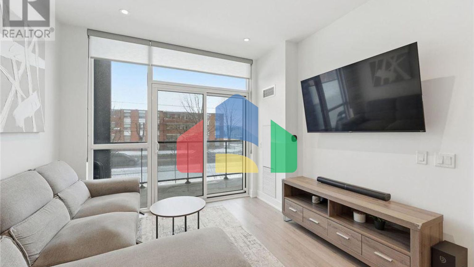 Residential - Condo/Apartment - Toronto, Canada - Canada