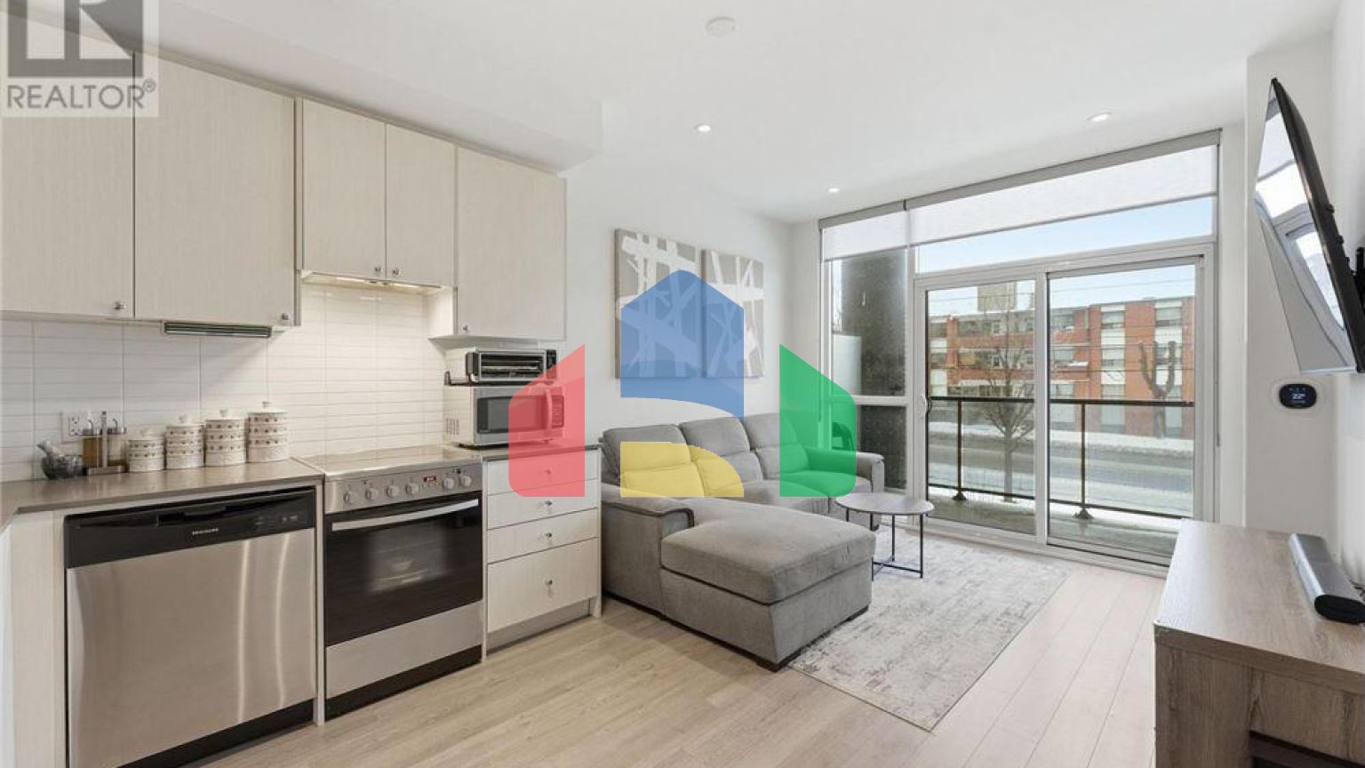 Residential - Condo/Apartment - Toronto, Canada - Canada