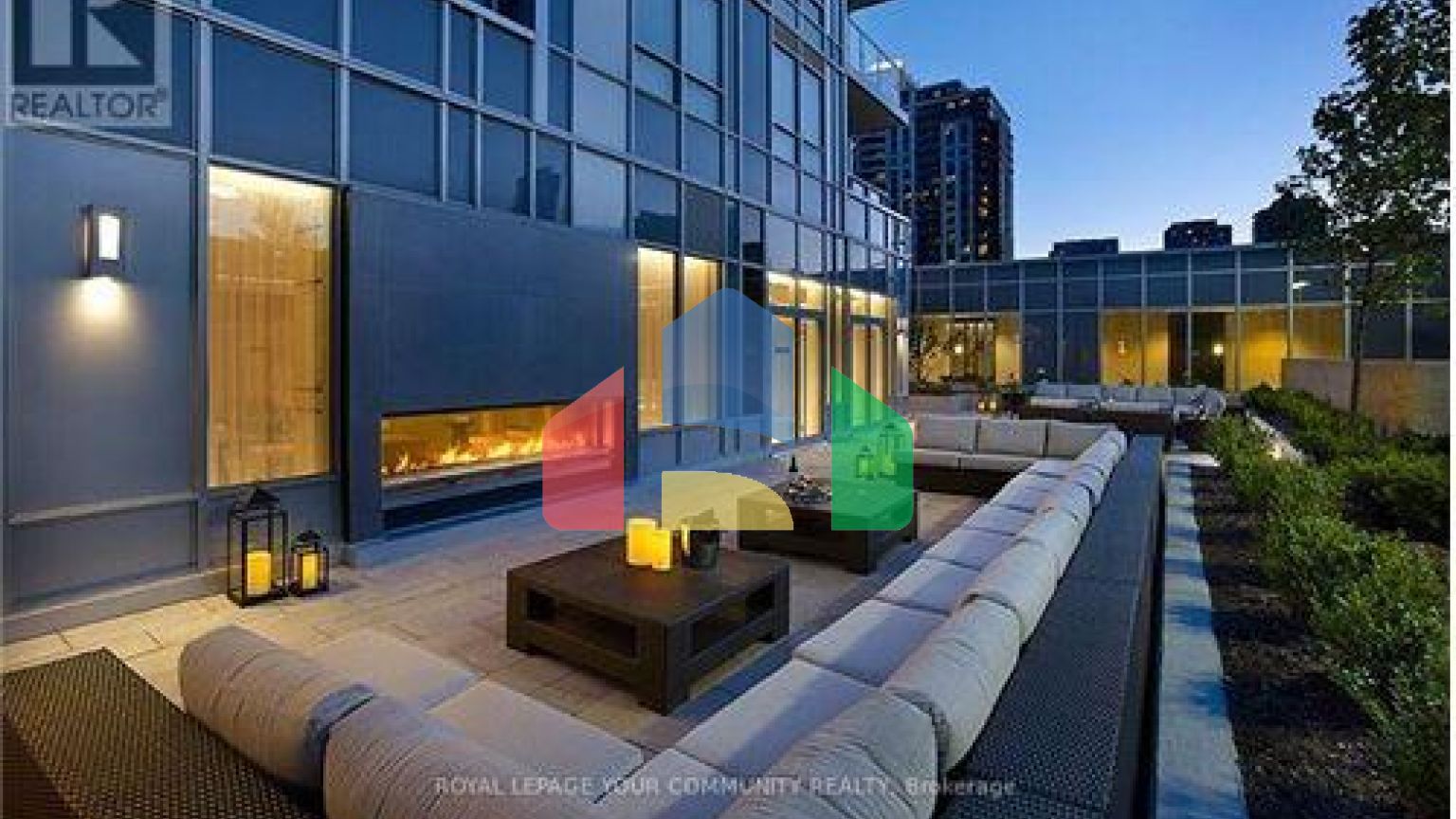 Residential - Single Family Home - Toronto, Canada - Canada