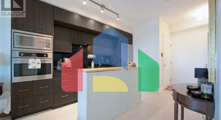 Residential - Single Family Home - Toronto, Canada - Canada