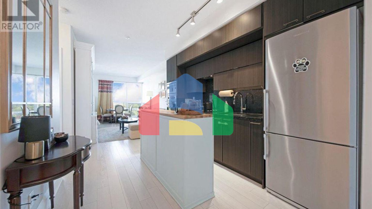 Residential - Single Family Home - Toronto, Canada - Canada