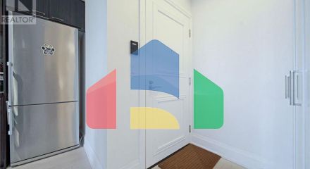 Residential - Single Family Home - Toronto, Canada - Canada