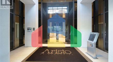 Residential - Single Family Home - Toronto, Canada - Canada