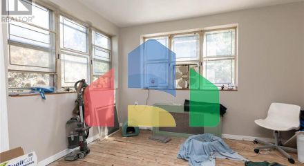 Residential - Single Family Home - Toronto, Canada - Canada