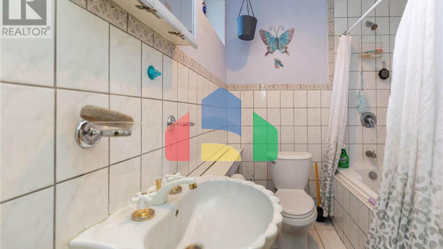 Residential - Single Family Home - Toronto, Canada - Canada