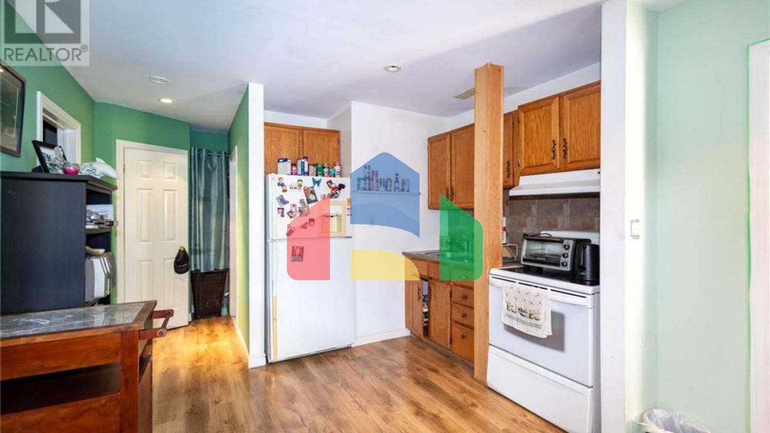 Residential - Single Family Home - Toronto, Canada - Canada