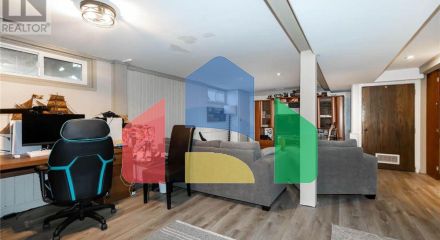 Residential - Single Family Home - Toronto, Canada - Canada