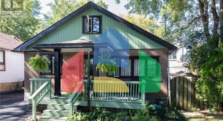 Residential - Single Family Home - Toronto, Canada - Canada