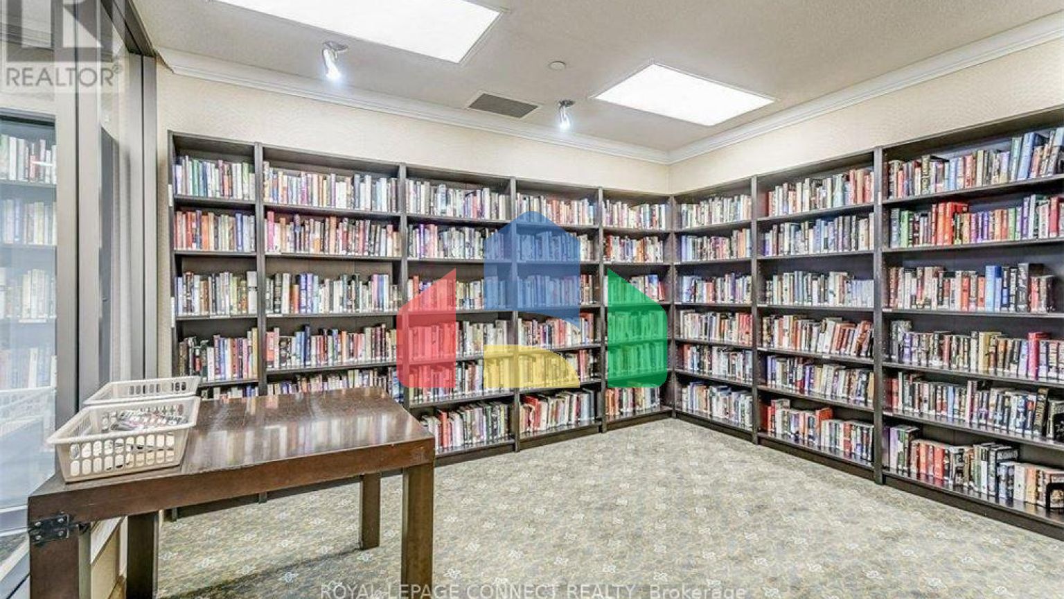 Residential - Condo/Apartment - Toronto, Canada - Canada