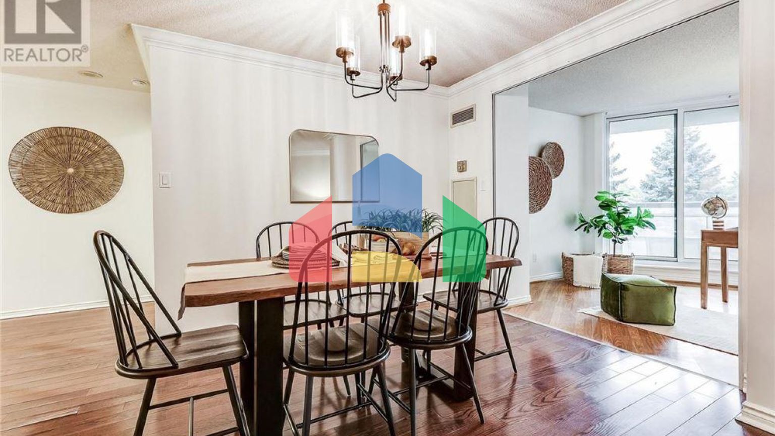 Residential - Condo/Apartment - Toronto, Canada - Canada