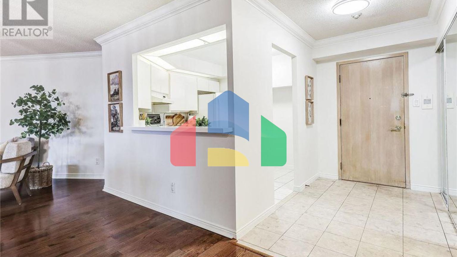 Residential - Condo/Apartment - Toronto, Canada - Canada