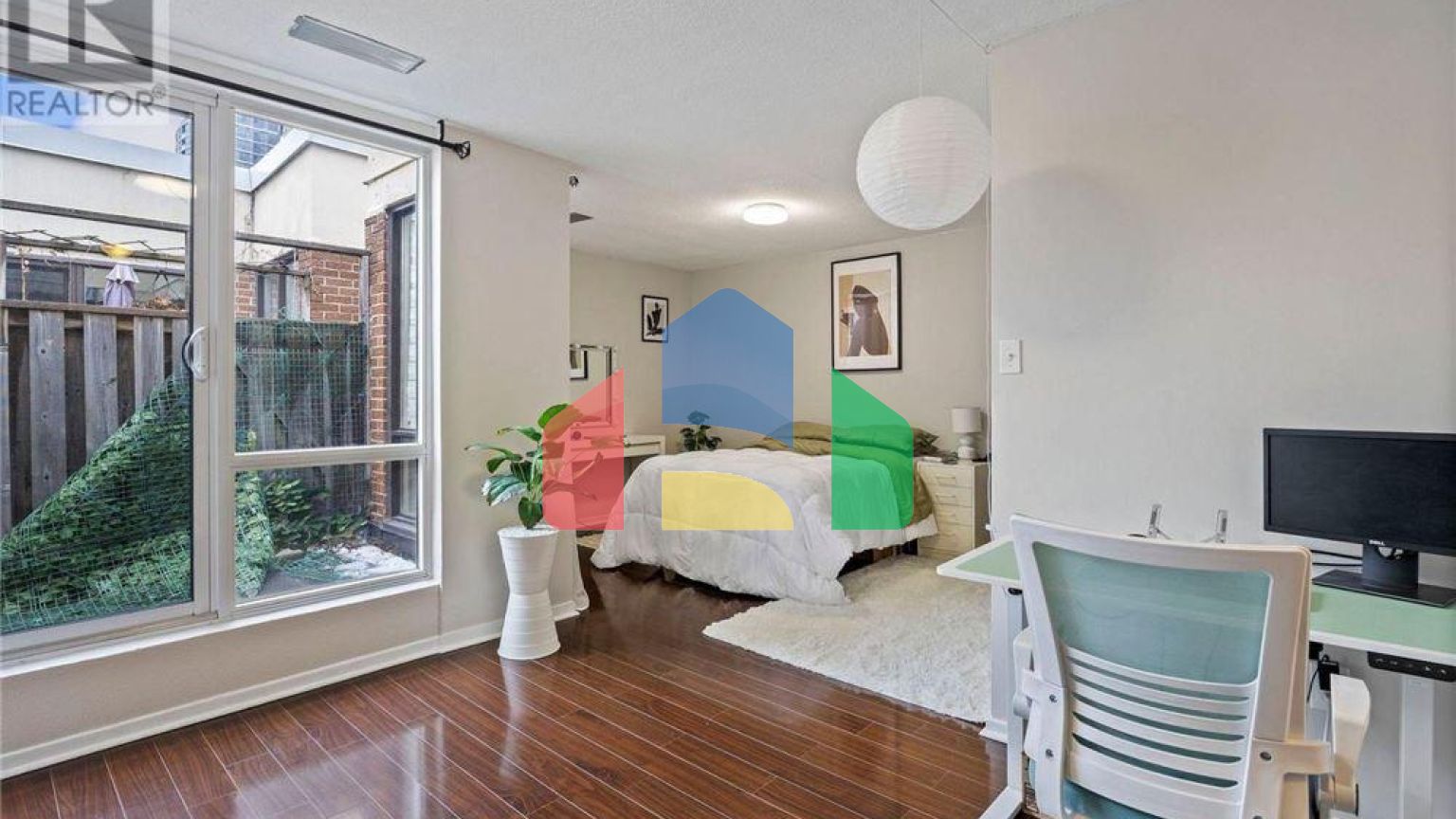 Residential - Condo/Apartment - Toronto, Canada - Canada