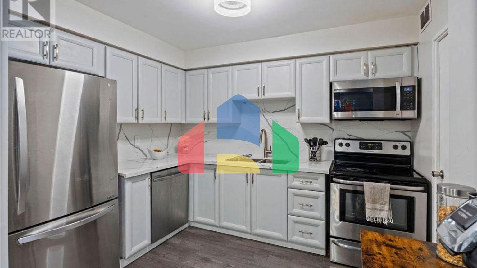 Residential - Condo/Apartment - Toronto, Canada - Canada