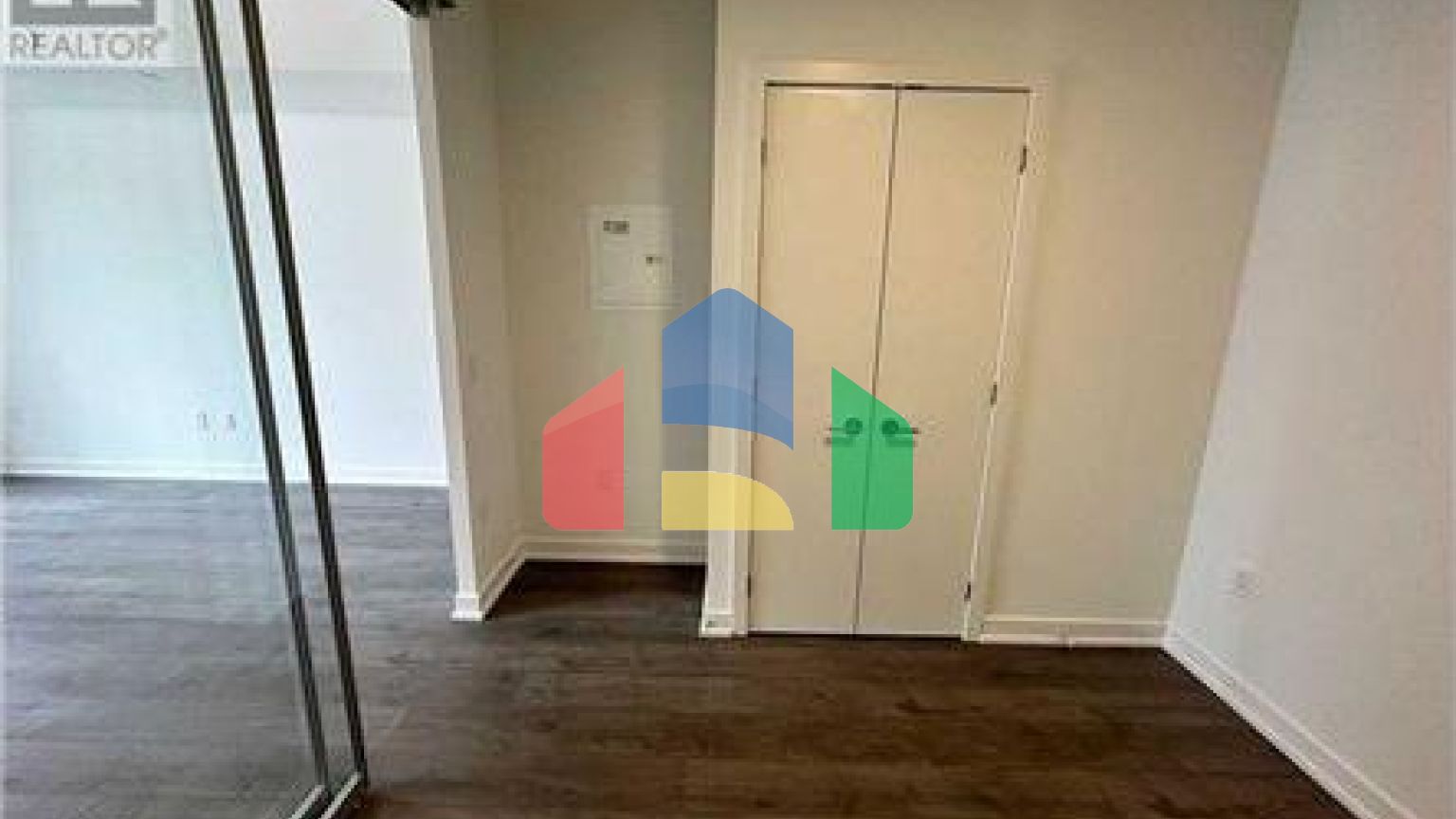 Residential - Condo/Apartment - Toronto, Canada - Canada