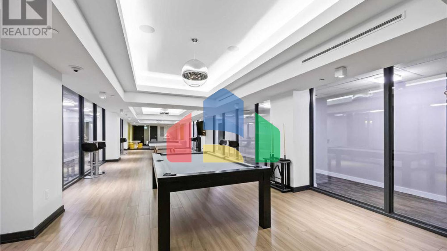 Residential - Single Family Home - Toronto, Canada - Canada