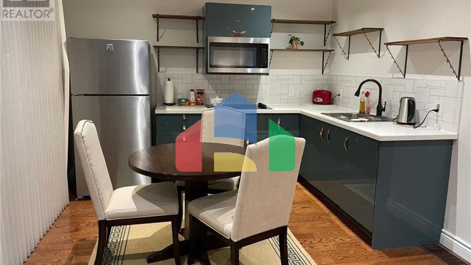 Residential - Single Family Home - Toronto, Canada - Canada