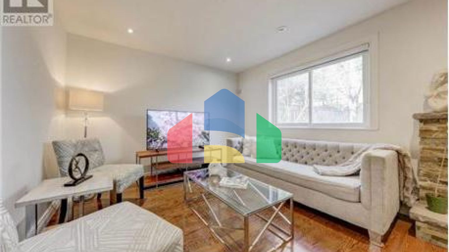 Residential - Single Family Home - Toronto, Canada - Canada