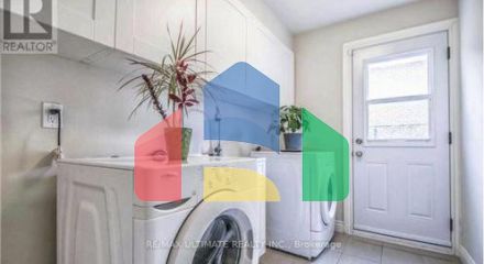 Residential - Single Family Home - Toronto, Canada - Canada