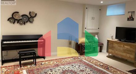 Residential - Single Family Home - Toronto, Canada - Canada