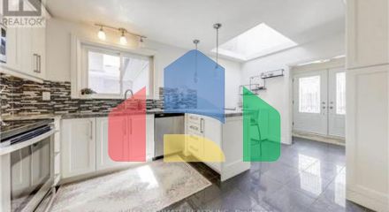 Residential - Single Family Home - Toronto, Canada - Canada