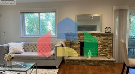 Residential - Single Family Home - Toronto, Canada - Canada