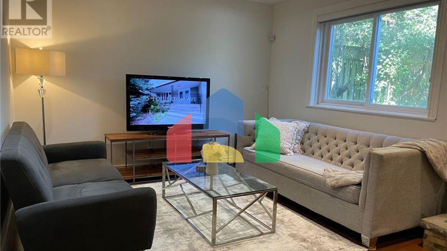 Residential - Single Family Home - Toronto, Canada - Canada