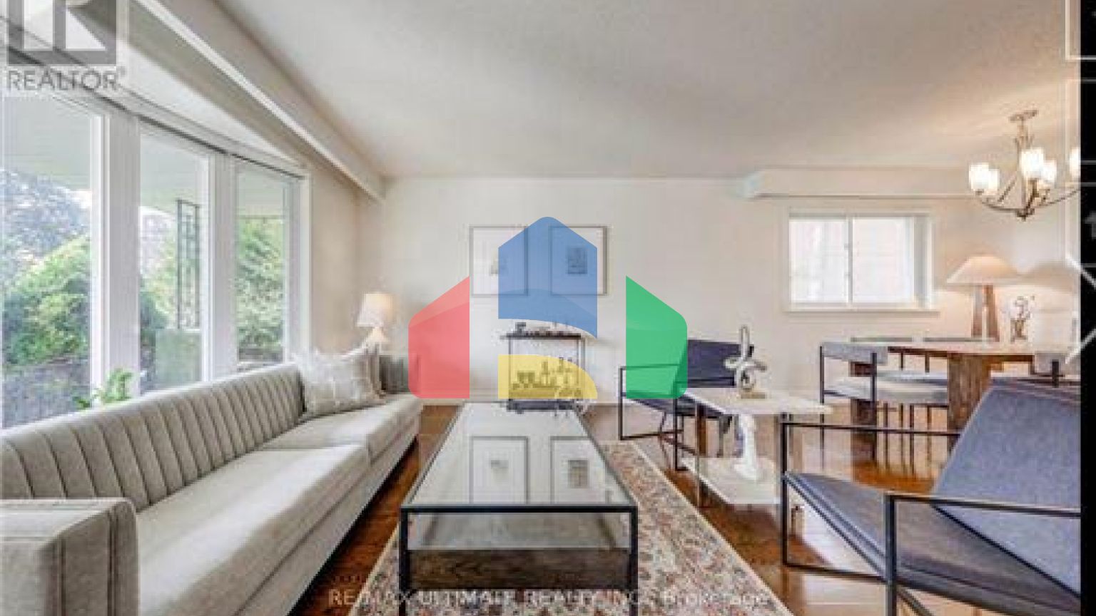 Residential - Single Family Home - Toronto, Canada - Canada