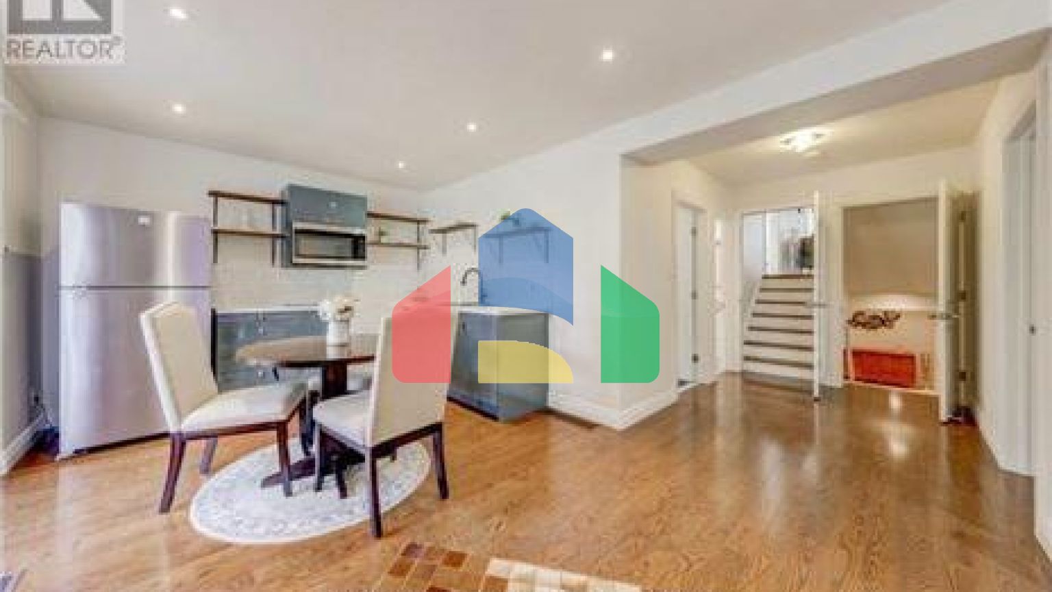 Residential - Single Family Home - Toronto, Canada - Canada