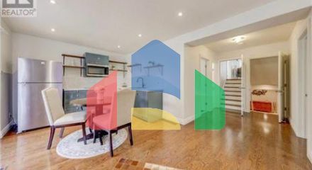 Residential - Single Family Home - Toronto, Canada - Canada