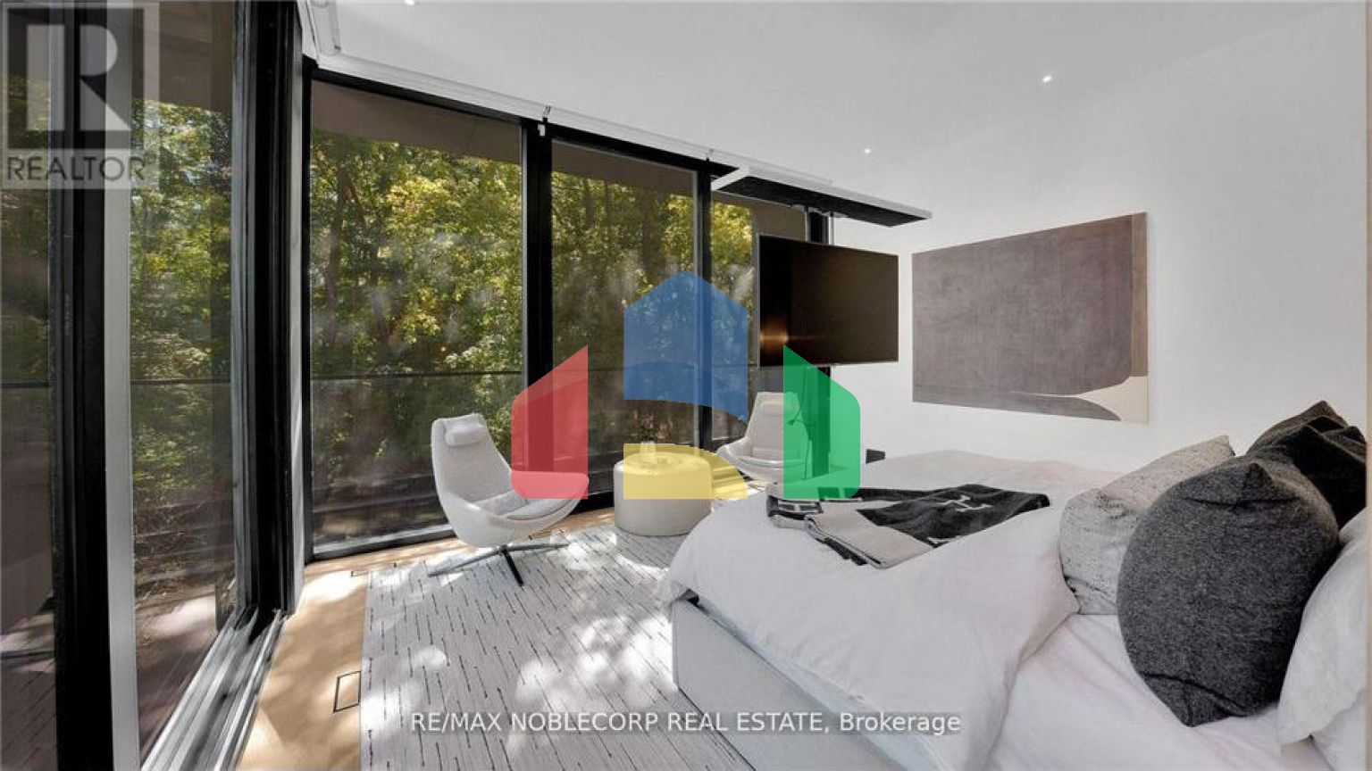 Residential - Single Family Home - Toronto, Canada - Canada