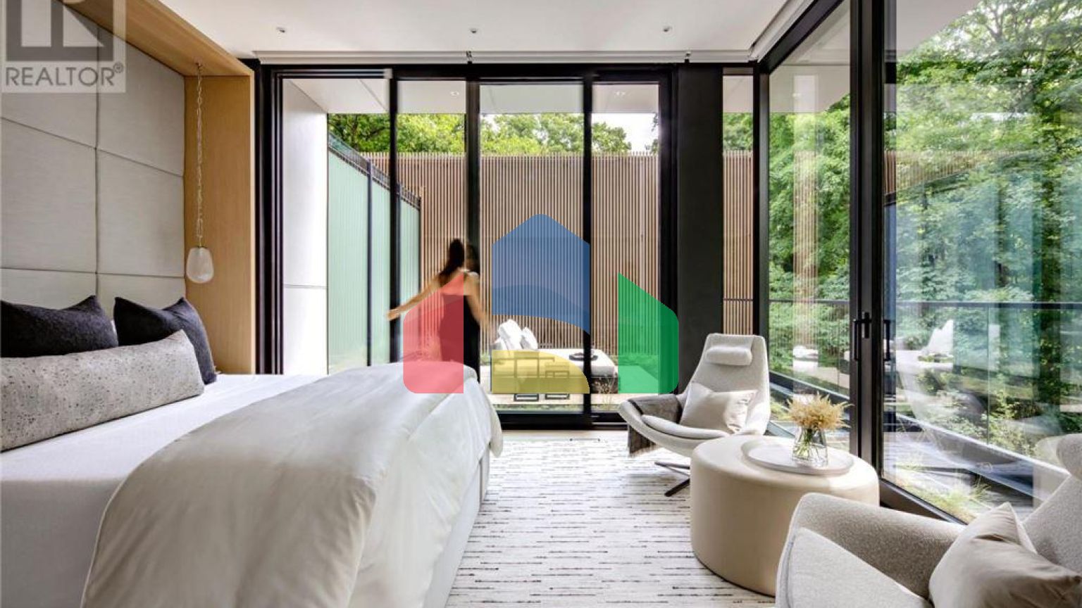 Residential - Single Family Home - Toronto, Canada - Canada