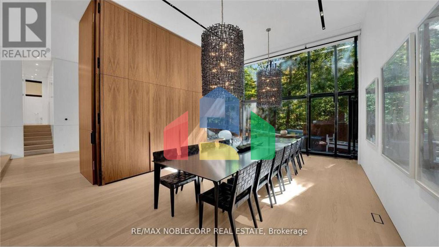 Residential - Single Family Home - Toronto, Canada - Canada