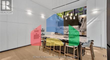 Residential - Single Family Home - Toronto, Canada - Canada