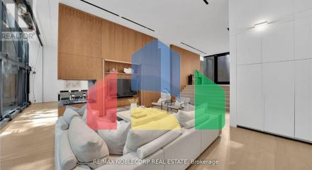 Residential - Single Family Home - Toronto, Canada - Canada