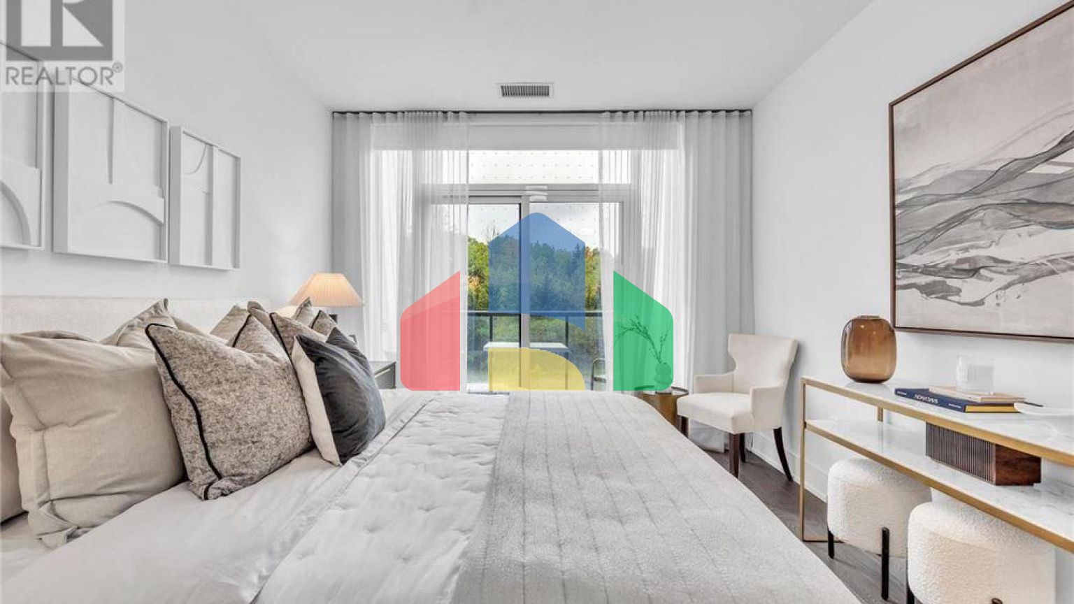 Residential - Single Family Home - Toronto, Canada - Canada