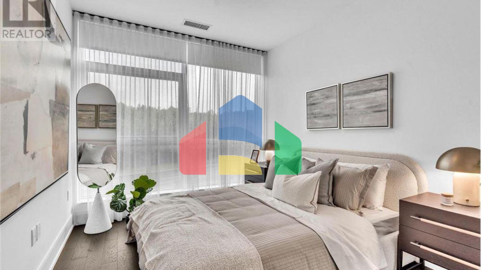 Residential - Single Family Home - Toronto, Canada - Canada