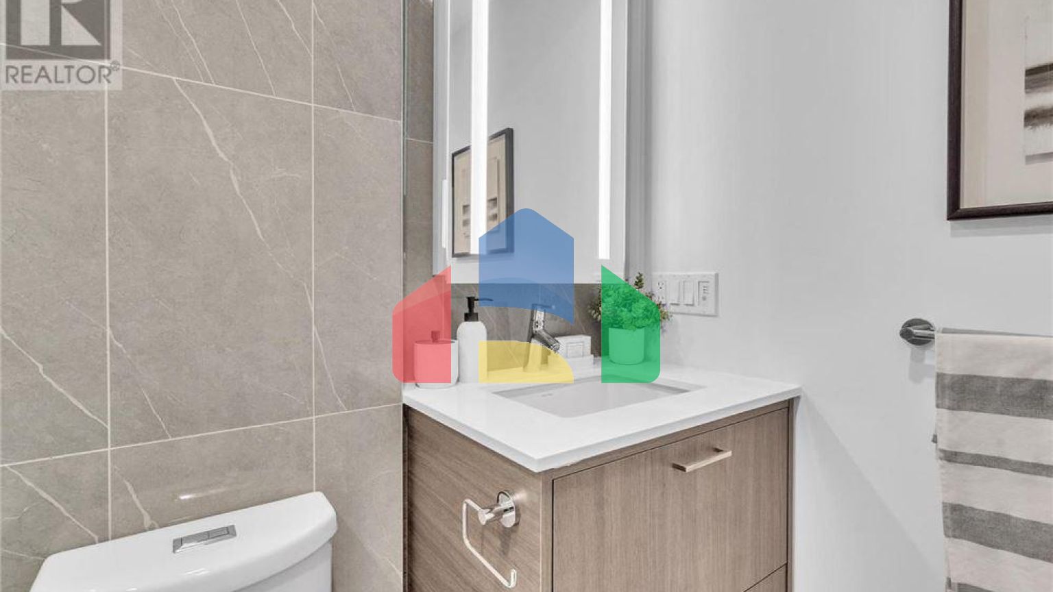 Residential - Single Family Home - Toronto, Canada - Canada