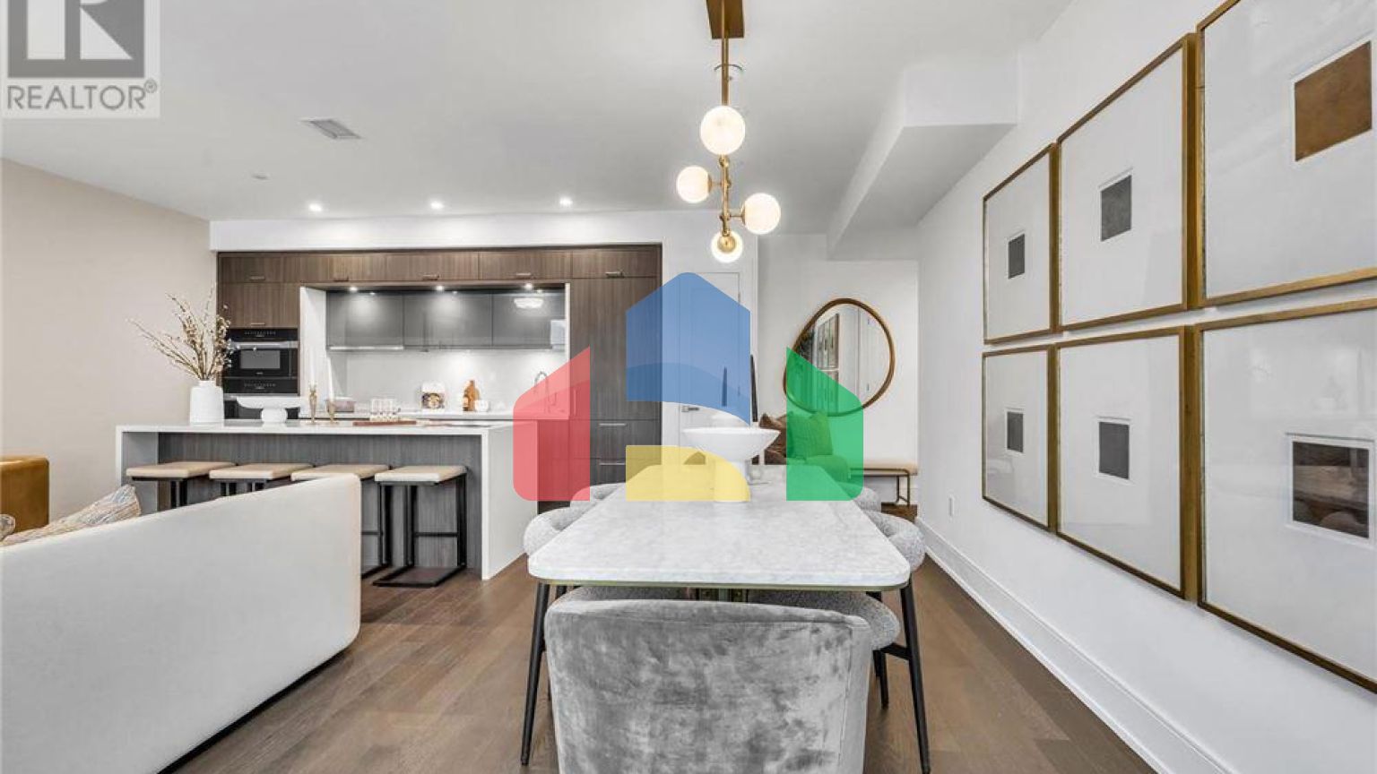 Residential - Single Family Home - Toronto, Canada - Canada