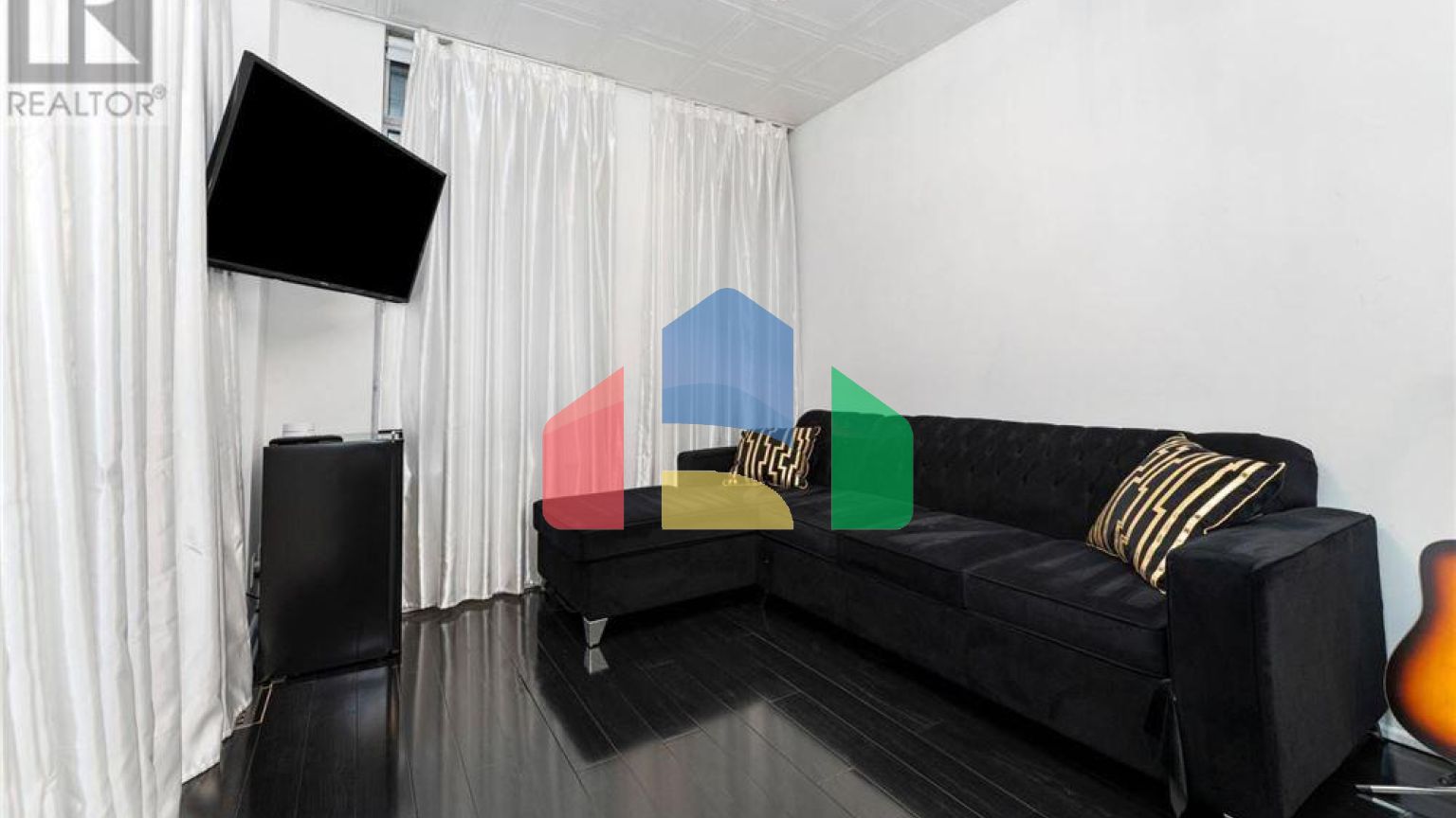 Residential - Condo/Apartment - Toronto, Canada - Canada