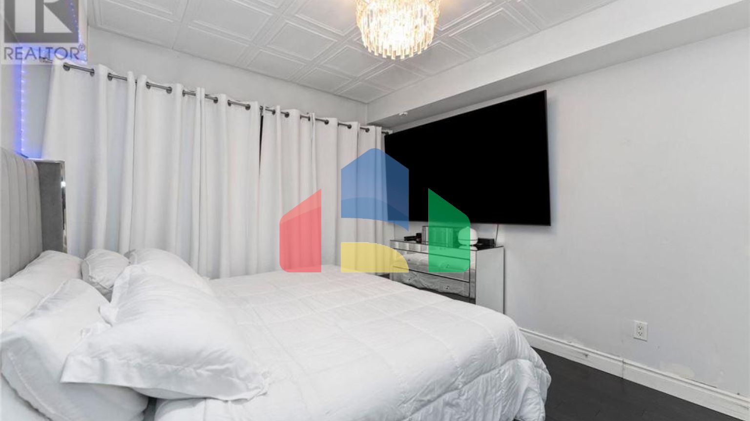 Residential - Condo/Apartment - Toronto, Canada - Canada