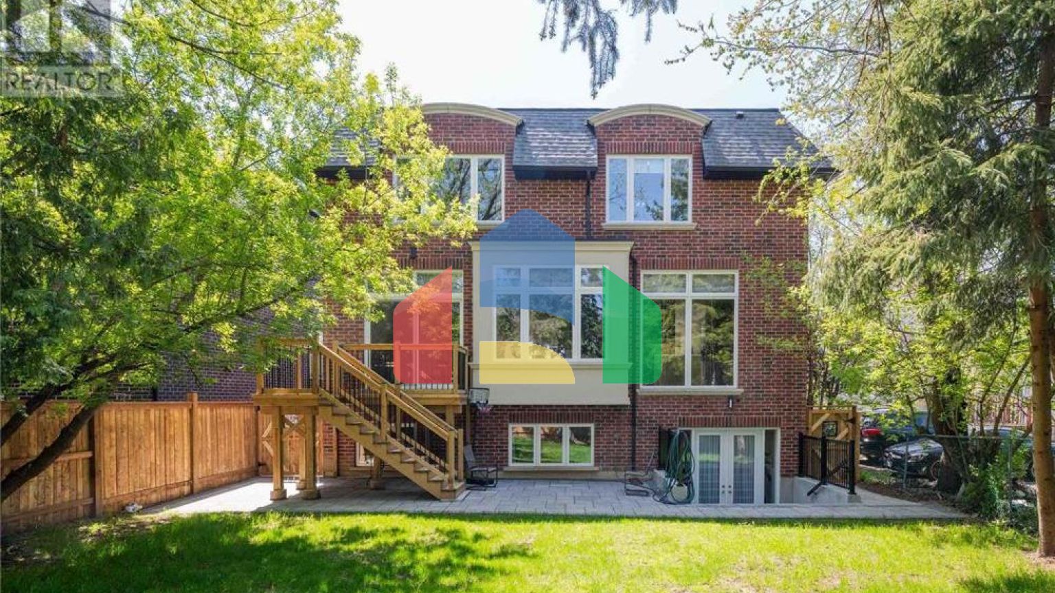 Residential - Single Family Home - Toronto, Canada - Canada