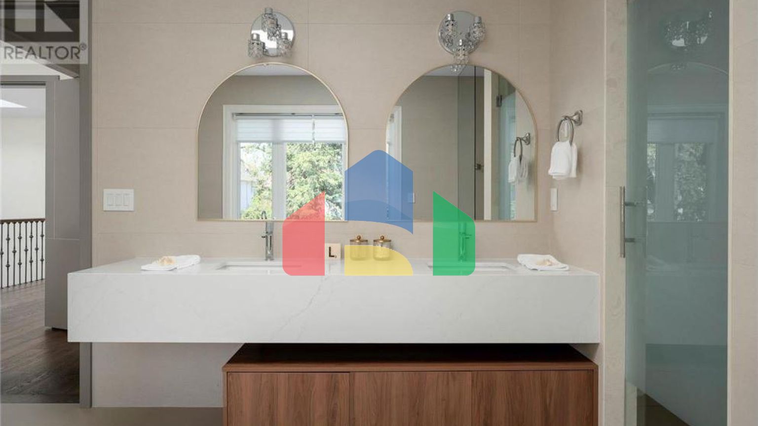 Residential - Single Family Home - Toronto, Canada - Canada