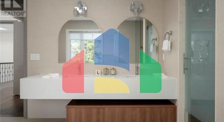 Residential - Single Family Home - Toronto, Canada - Canada