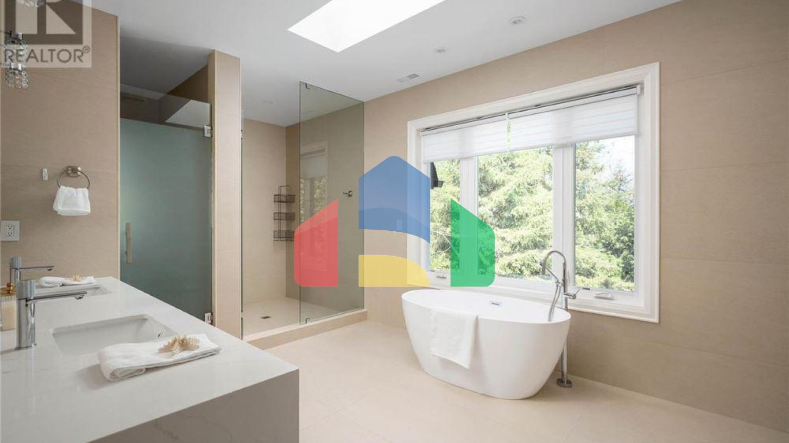 Residential - Single Family Home - Toronto, Canada - Canada