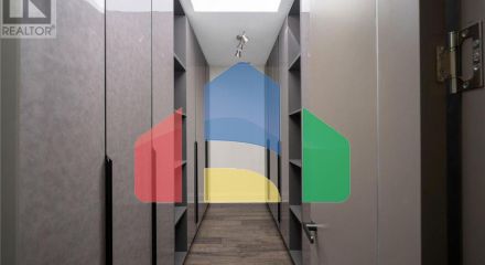 Residential - Single Family Home - Toronto, Canada - Canada