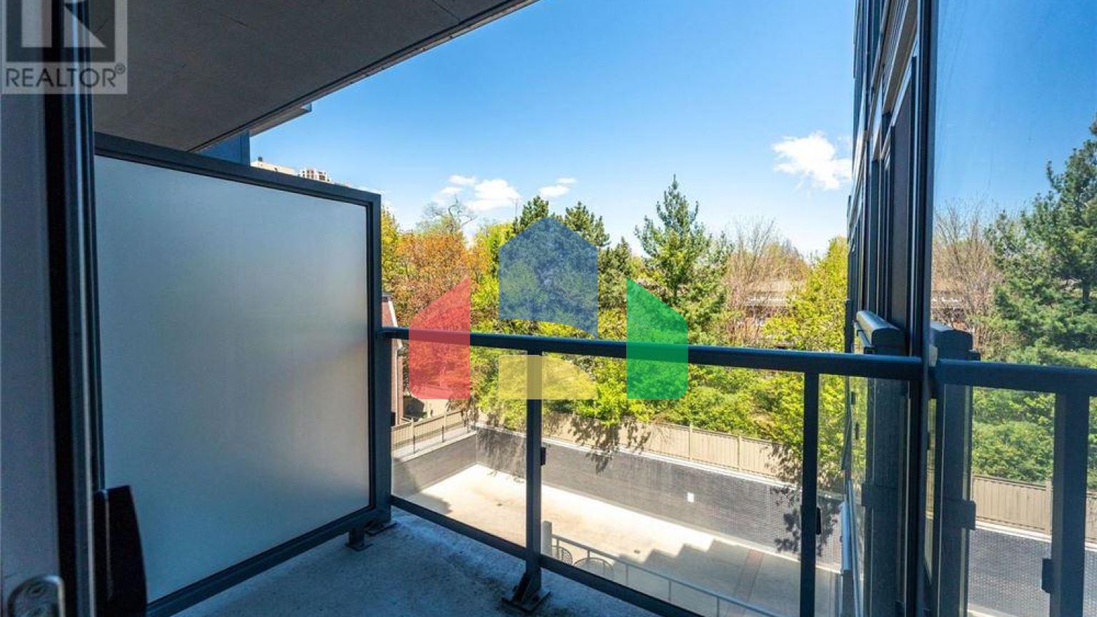 Residential - Condo/Apartment - Toronto, Canada - Canada